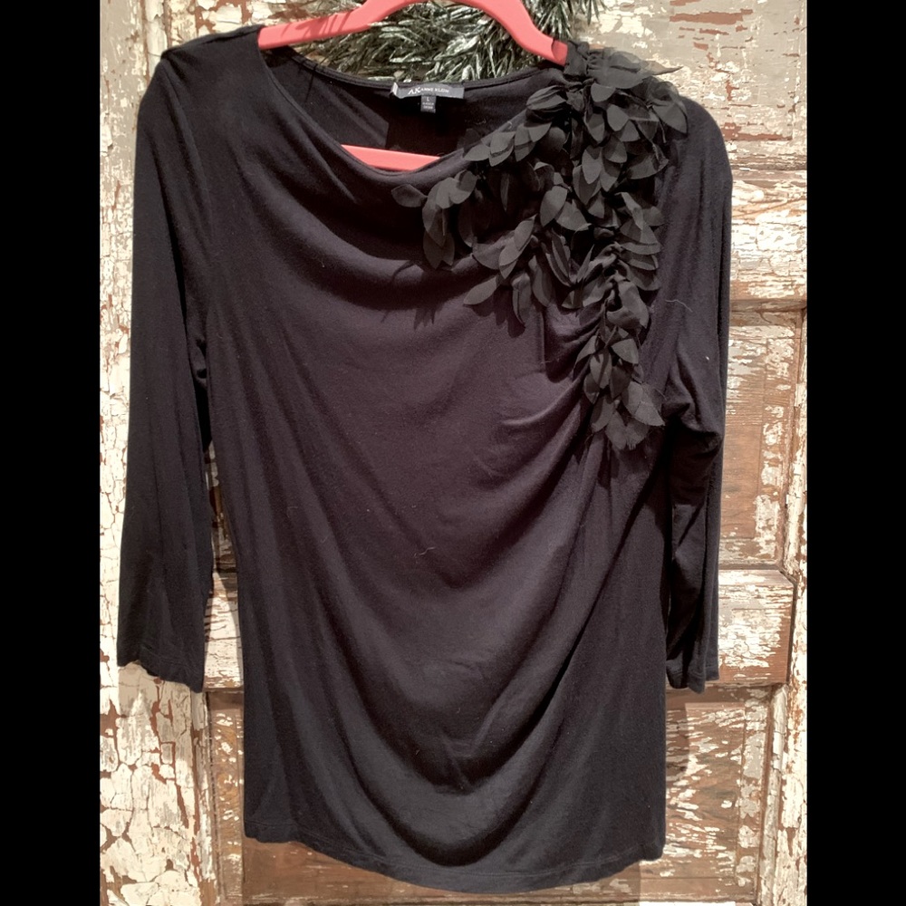 3/4 sleeve Anne Klein black top